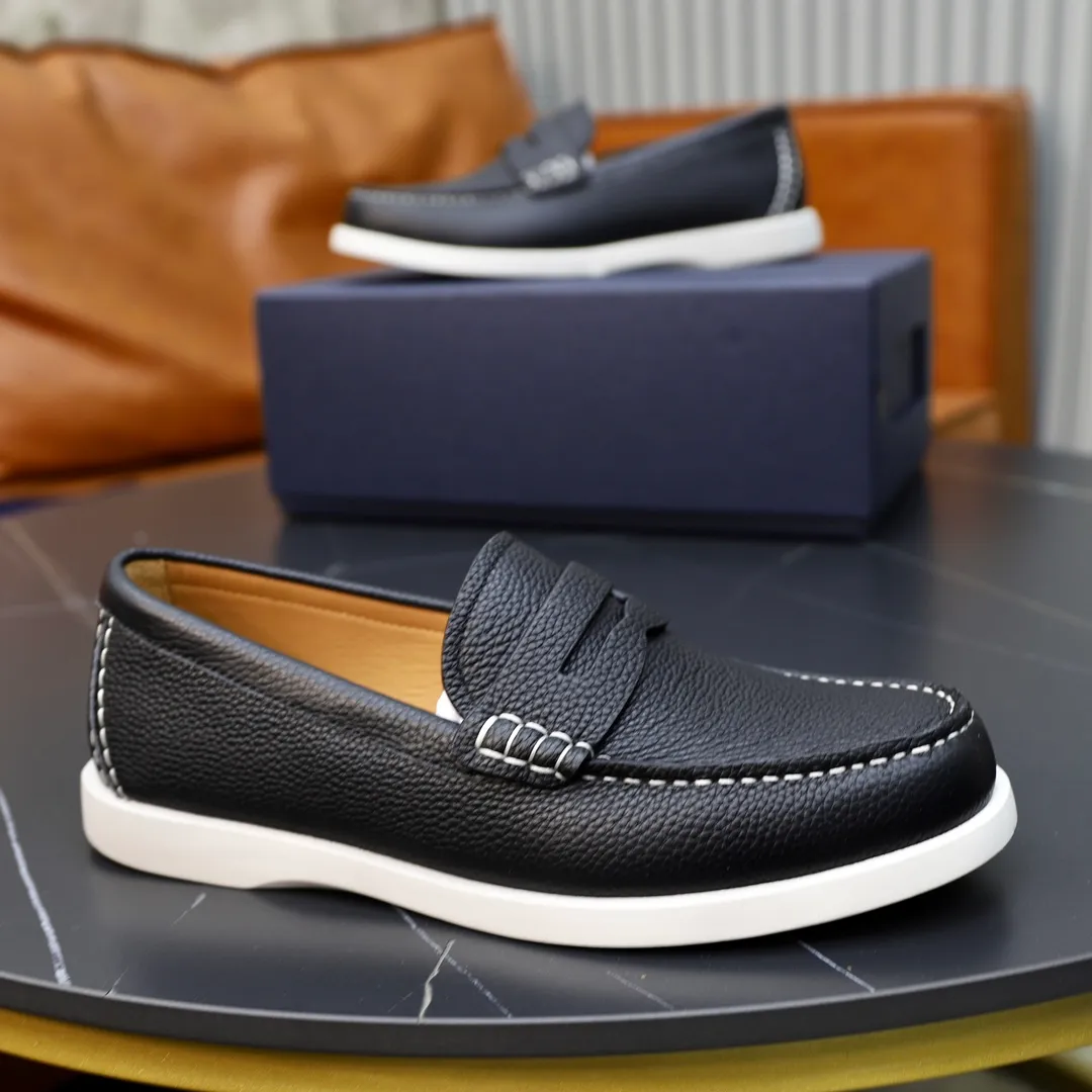Ex-factory price: 540🙅‍♂️🙅‍♂️🙅‍♂️ Brand: Dior DIOR Standard code: Men's code 38/44 (45 can be customized) Grade: Same as the official website Material: Original cowhide stitching, cowhide lining, original TPU wear-resistant soft outsole Style categories: Leisure and sports version, footwear for driving, young fashion, European and American trends, British style Color: actual picture color